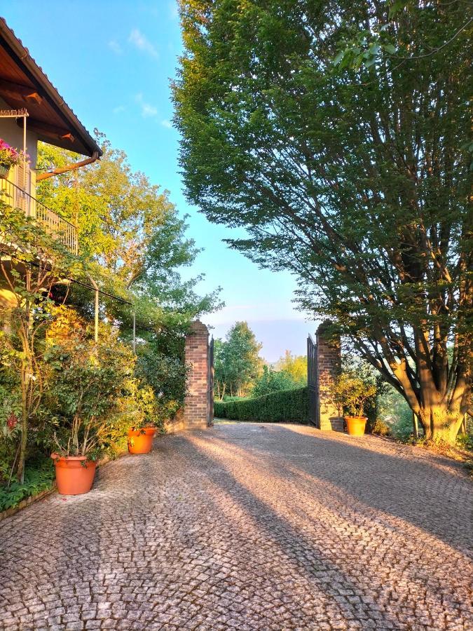 Cocconato Sotto La Luna Bruna B&B المظهر الخارجي الصورة