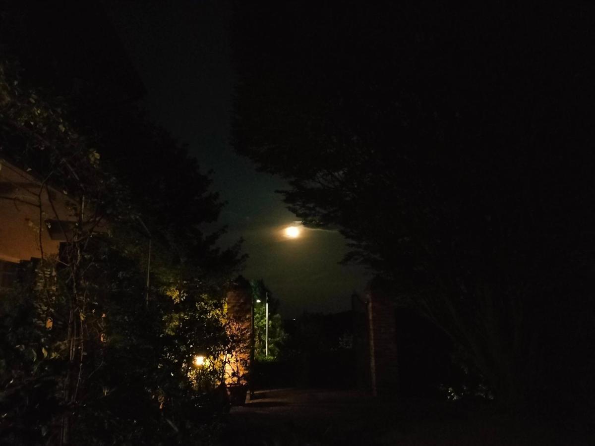 Cocconato Sotto La Luna Bruna B&B المظهر الخارجي الصورة