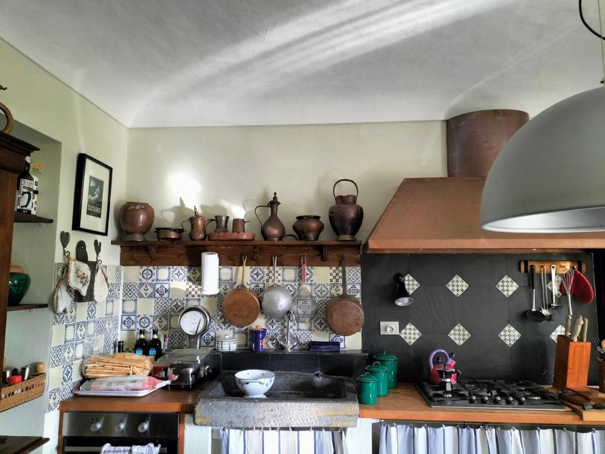 Cocconato Sotto La Luna Bruna B&B المظهر الخارجي الصورة