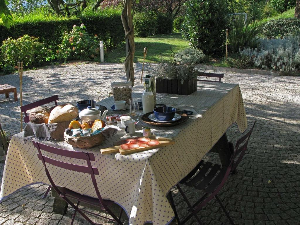 Cocconato Sotto La Luna Bruna B&B المظهر الخارجي الصورة