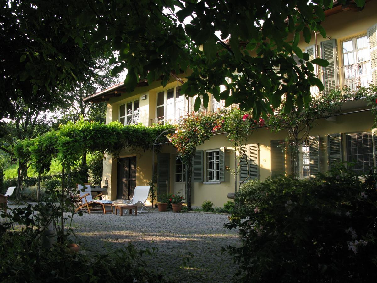 Cocconato Sotto La Luna Bruna B&B المظهر الخارجي الصورة