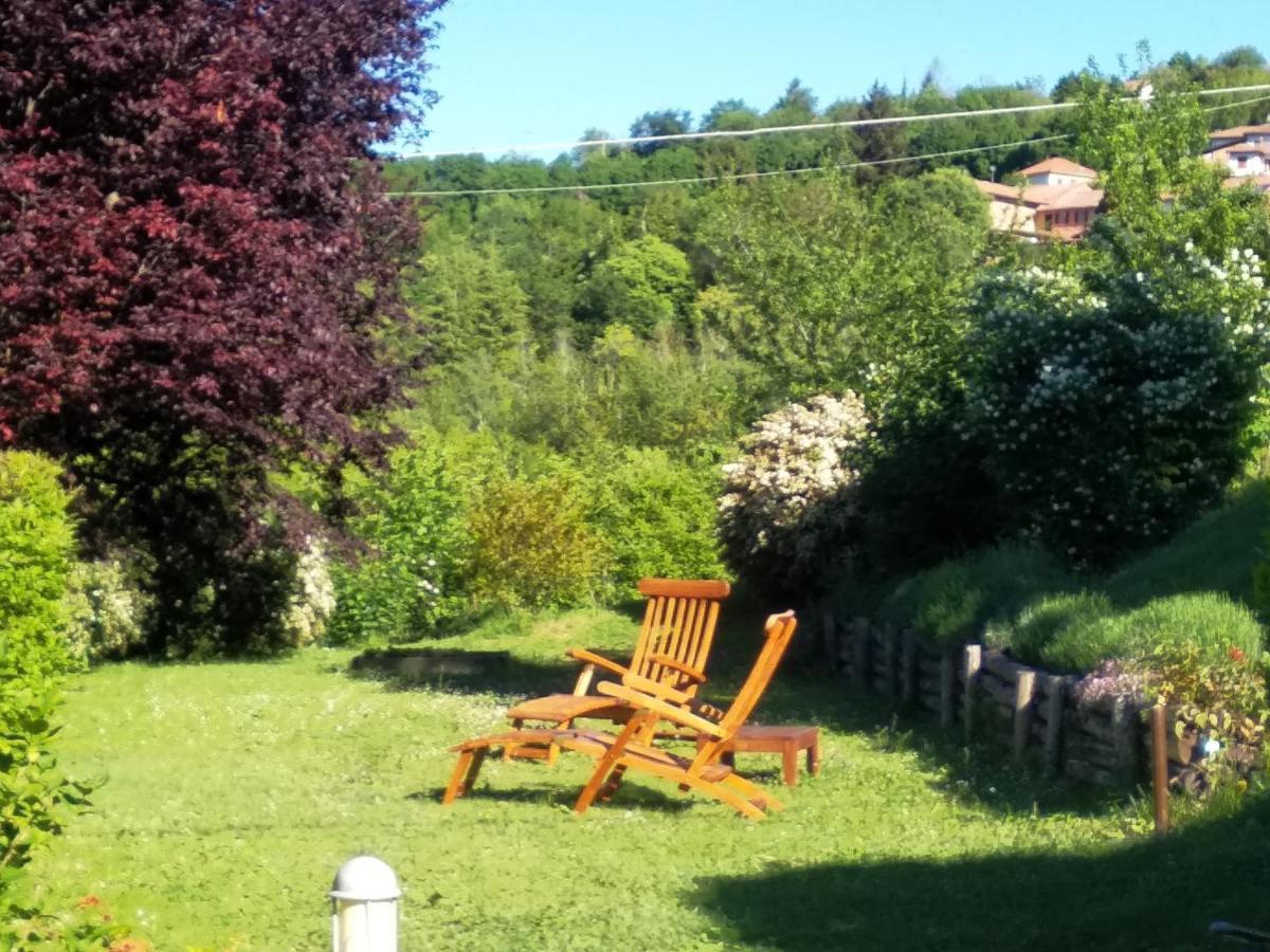 Cocconato Sotto La Luna Bruna B&B المظهر الخارجي الصورة